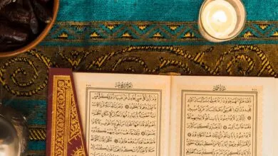 هل الحائض تمس المصحف.. شرح مبسط وواضح لجميع الاستفسارات