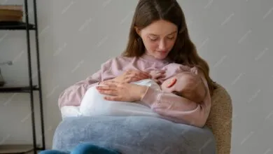 متى يتحول حليب الأم إلى سم .. كيف يكون آمن