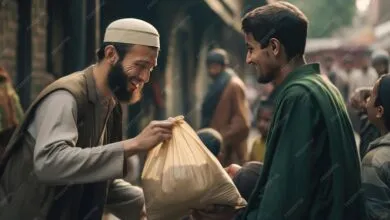 هل الزكاة تجوز للأقارب.. الدليل الشرعي الكامل لتوزيع الزكاة على أقرب الناس إليك