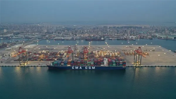 نشاط ملحوظ في حركة التداول والملاحة بميناء الإسكندرية نشاط ملحوظ في حركة التداول والملاحة بميناء الإسكندرية