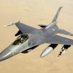أسطورة السماء: F-16 المقاتلة متعددة المهام التي تسيطر على الأجواء