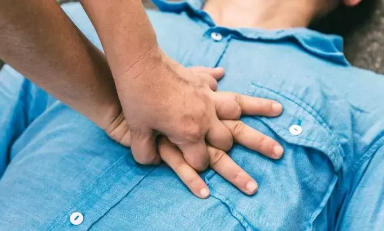 أسباب النوبات القلبية لدى الشباب وكيفية حمايتهم