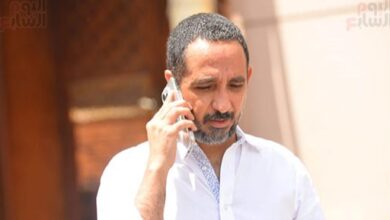 المنتج طارق الجنايني يتلقى عزاء والده بمسجد الشرطة بالشيخ زايد اليوم