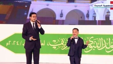 المنشد مصطفى عاطف يبتهل فى حب الرسول باحتفالية المولد النبوى بحضور الرئيس السيسى