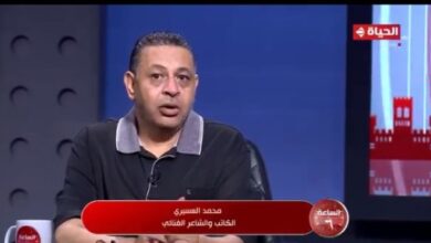 شاعر: لدينا مديح عن الرسول مكتوب منذ 1000 سنة و1200 إسطوانة بدار الوثائق