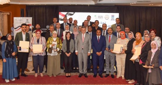 مشروع صيدلة الإسكندرية يحصد المركز الثالث في مسابقات "المشروعات الخضراء الذكية" مشروع صيدلة الإسكندرية يحصد المركز الثالث في مسابقات "المشروعات الخضراء الذكية"