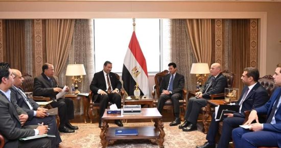 وزير الشباب والرياضة يستقبل محافظ دمياط لبحث مستجدات العملية الإنشائية وتعزيز التعاون وزير الشباب والرياضة يستقبل محافظ دمياط لبحث مستجدات العملية الإنشائية وتعزيز التعاون