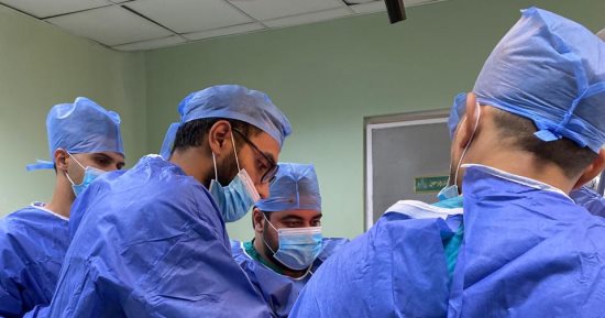 تركيب مسمار تليسكوبى لطفل مصاب بالعظام الزجاجية بمستشفى التأمين ببنى سويف تركيب مسمار تليسكوبى لطفل مصاب بالعظام الزجاجية بمستشفى التأمين ببنى سويف