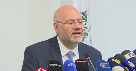 وزير الصحة اللبنانى: قلقون من انتشار الكوليرا فى مراكز إيواء النازحين وزير الصحة اللبنانى: قلقون من انتشار الكوليرا فى مراكز إيواء النازحين