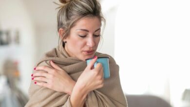 علاج البرد .. 5 مشروبات تحارب التهاب الحلق والكحة