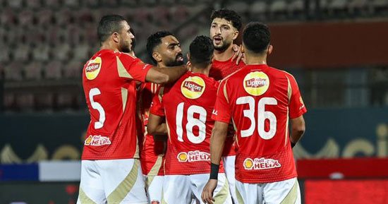 وسام أبو علي يسجل الهدف الثالث للأهلي في شباك سيراميكا وسام أبو علي يسجل الهدف الثالث للأهلي في شباك سيراميكا