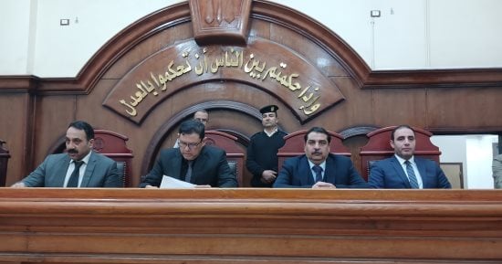 إحالة أوراق المتهمة بقتل الطفلة يارا وسرقة قرطها فى الشرقية للمفتى إحالة أوراق المتهمة بقتل الطفلة يارا وسرقة قرطها فى الشرقية للمفتى