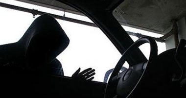 اعترافات لص السيارات للمحاكمة: بسرقها بأسلوب المفتاح المصطنع اعترافات لص السيارات للمحاكمة: بسرقها بأسلوب المفتاح المصطنع