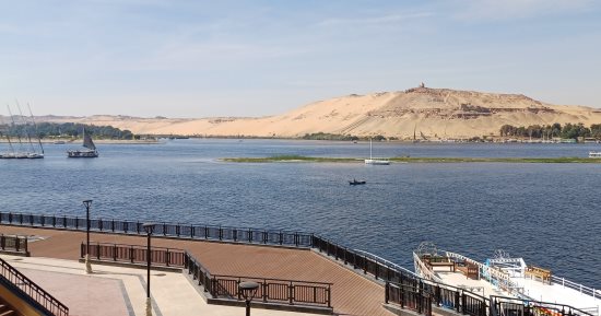 تطوير كورنيش أسوان ممشى أهل مصر أمام السياحة الشتوية.. فيديو وصور تطوير كورنيش أسوان ممشى أهل مصر أمام السياحة الشتوية.. فيديو وصور