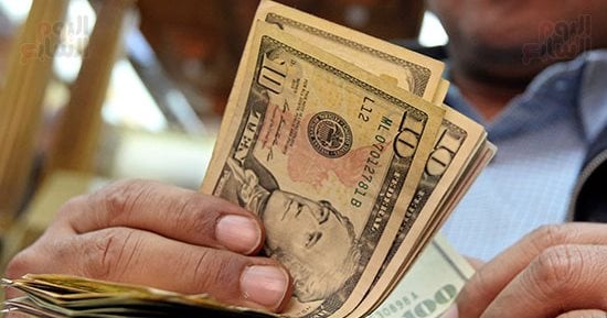 تفاصيل التحقيقات مع متهم بتجارة العملة بحجم تعاملات مليون جنيه تفاصيل التحقيقات مع متهم بتجارة العملة بحجم تعاملات مليون جنيه