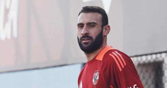 موقف عمر كمال مع الأهلى من مباراة المصرى فى الدورى غداً موقف عمر كمال مع الأهلى من مباراة المصرى فى الدورى غداً