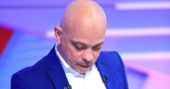 ياسر عبد الرؤوف يتسلم تقارير الحكام عن مواجهات الجولة الرابعة فى الدوري ياسر عبد الرؤوف يتسلم تقارير الحكام عن مواجهات الجولة الرابعة فى الدوري