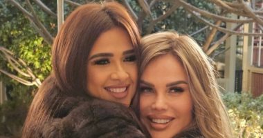 نيكول سابا مع ياسمين عبد العزيز فى كواليس مسلسل وتقابل حبيب.. صورة نيكول سابا مع ياسمين عبد العزيز فى كواليس مسلسل وتقابل حبيب.. صورة