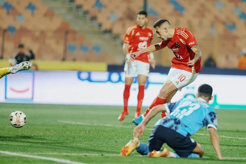 بيراميدز يشكو الأهلي والزمالك في أزمة القمة بيراميدز يشكو الأهلي والزمالك في أزمة القمة