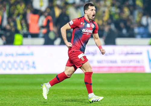 طارق حامد يختتم موسمه في الدوري السعودي بالخسارة من البطل طارق حامد يختتم موسمه في الدوري السعودي بالخسارة من البطل