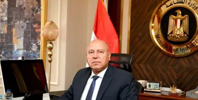 كامل الوزير عن أزمة بلبن: تلقيت توجيهات من الرئيس السيسي بحل المشكلة بسرعة كامل الوزير عن أزمة بلبن: تلقيت توجيهات من الرئيس السيسي بحل المشكلة بسرعة