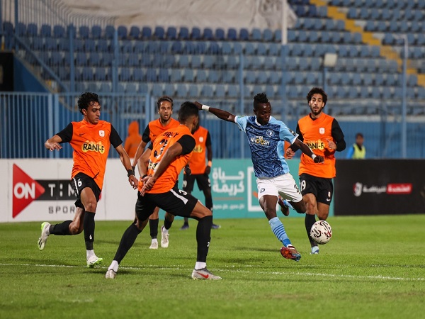 لاعب فاركو يخضع لعملية جراحية في وتر أكيلس لاعب فاركو يخضع لعملية جراحية في وتر أكيلس