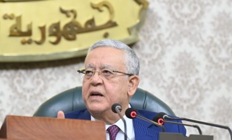 الإيجار القديم.. حنفي جبالي يعاتب الحكومة لنقص بيانات المستأجرين: جلسة تاريخية وكان يتعين إعداد كل أوراقكم الإيجار القديم.. حنفي جبالي يعاتب الحكومة لنقص بيانات المستأجرين: جلسة تاريخية وكان يتعين إعداد كل أوراقكم