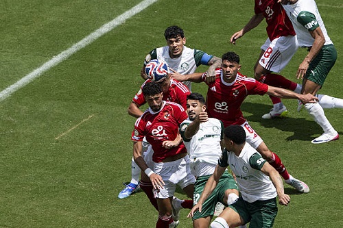 رئيس بورتو: الفوز على الأهلي سيكون هدية لجماهيرنا رئيس بورتو: الفوز على الأهلي سيكون هدية لجماهيرنا