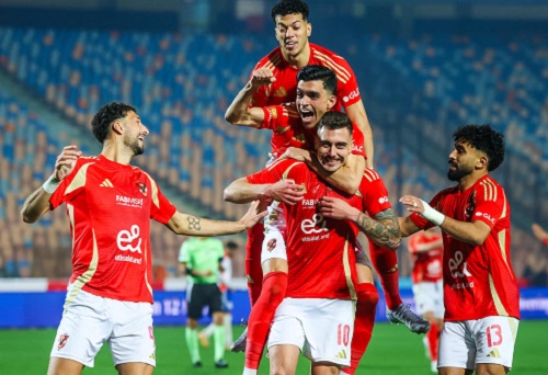 نجم الأهلي يغيب عن الفريق أمام إنتر ميامي نجم الأهلي يغيب عن الفريق أمام إنتر ميامي