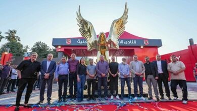 الأهلي يفتتح البوابة الجديدة لفرع الجزيرة بـ نسر عملاق