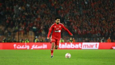 الشحات ينتظم في تدريبات الأهلي الجماعية