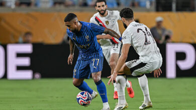 رئيس الاتحاد الآسيوي يشيد بأداء الهلال في كأس العالم للأندية