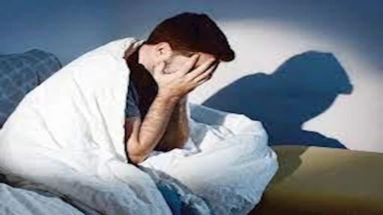3 أشياء سامة في غرفة نومك يجب التخلص منها على الفور 3 أشياء سامة في غرفة نومك يجب التخلص منها على الفور