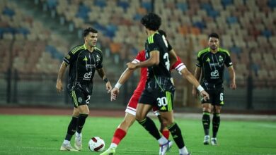الأهلي يتعادل سلبيا في الشوط الأول أمام مودرن سبورت
