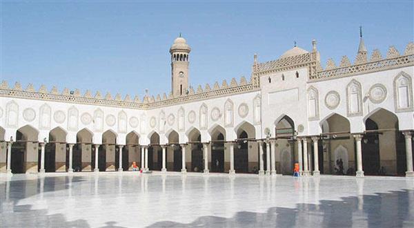 المشرف على رواق الأزهر: القلق من تدريس الدين كمادة أساسية في غير محله.. والأزهر لم يخرج متطرفين المشرف على رواق الأزهر: القلق من تدريس الدين كمادة أساسية في غير محله.. والأزهر لم يخرج متطرفين