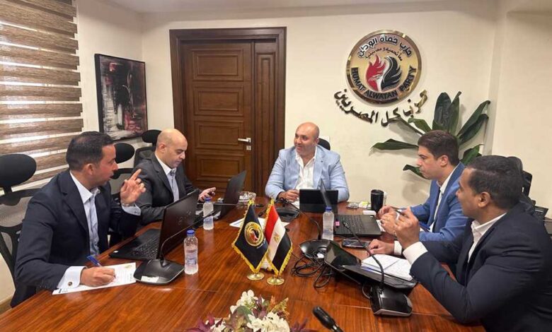 غرفة عمليات «حماة الوطن» تتابع التصويت في جولة الإعادة بانتخابات مجلس الشيوخ 2025 غرفة عمليات «حماة الوطن» تتابع التصويت في جولة الإعادة بانتخابات مجلس الشيوخ 2025