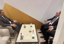 خلال قمة مدن آسيا والمحيط الهادئ في دبي.. لقاء مصري عراقي لبحث آفاق التعاون المشترك