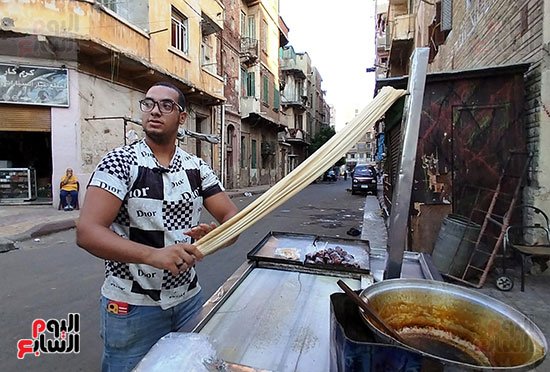 صناعة الحلاوة-العسلية-في-الاسكندرية