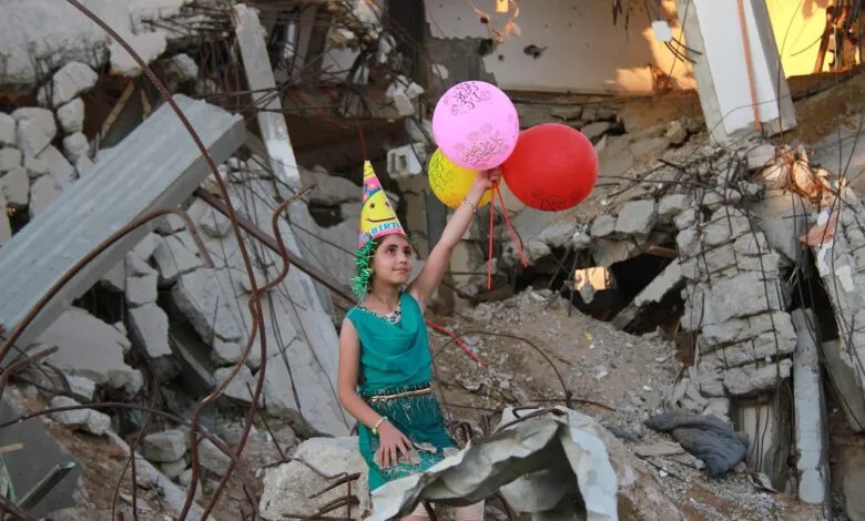 gaza, little girl, war, portrait, palestine, balloons, costume, gaza, palestine, palestine, palestine, palestine, palestine