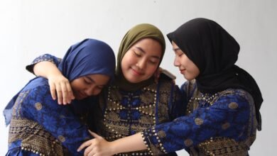 فقدت الفتيات الحياء