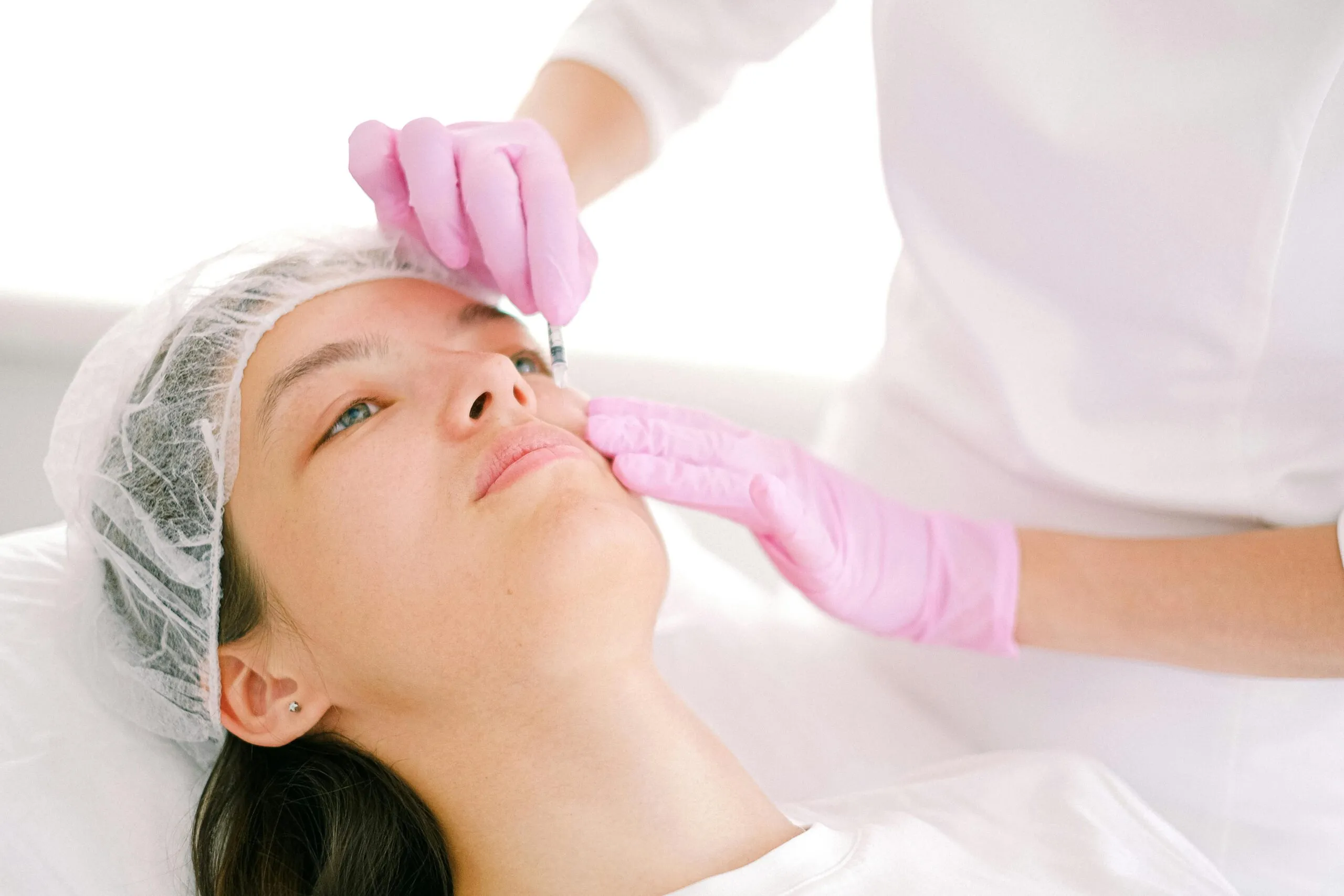جراحة التجميل: بين الرغبة في الجمال والحفاظ على الهوية