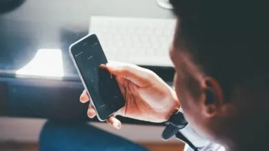 التأثير النفسي والجسدي للإثارة الكلامية عبر الهاتف على الرجل