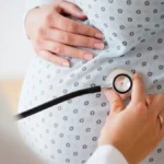 10 أطعمة مفيدة للحامل… وكيف تساهم في نمو الجنين منذ الأسابيع الأولى