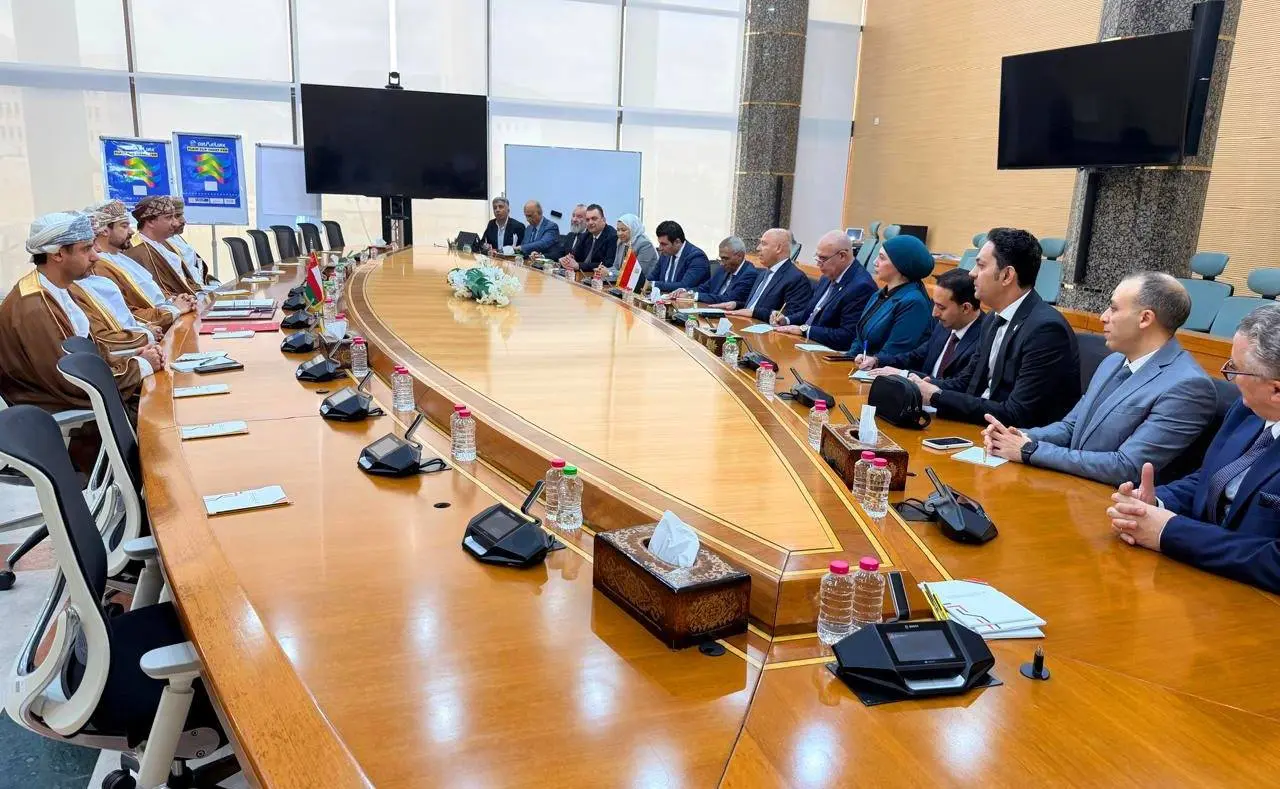 شراكة صناعية تتوسع.. مصر وعُمان تبحثان تعزيز التعاون في الصناعة والنقل