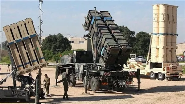 استنفار دفاعي على الحدود الشمالية.. اعتراض هدف جوي مشبوه قرب لبنان