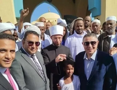 بحضور 4 وزراء.. الدولة تفتتح مسجدين جديدين في حلايب وبرنيس ضمن خطة تعمير جنوب البحر الأحمر بحضور 4 وزراء.. الدولة تفتتح مسجدين جديدين في حلايب وبرنيس ضمن خطة تعمير جنوب البحر الأحمر
