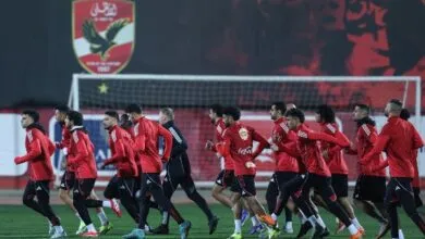 مفاجآت في تشكيل الأهلي أمام سيراميكا.. محمد شريف يقترب و3 تعديلات على الطاولة