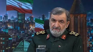 إيران تدرس مقترحًا أمريكيًا لإنهاء التصعيد.. وتحركات دبلوماسية لاحتواء الأزمة