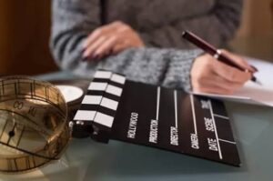 لماذا تبقى بعض الأفلام في الذاكرة؟ قراءة في السيناريو والموسيقى وبناء الشخصيات