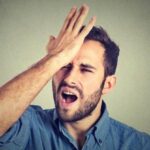 لماذا ننسى بعض الأسماء بسرعة ونتذكر أخرى لسنوات؟ تفسير مبسط للذاكرة